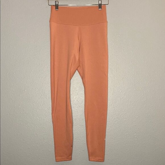 Nike Dri-Fit Dusty Rose Active Skinny Leggings Size Small - Picture 1 of 9